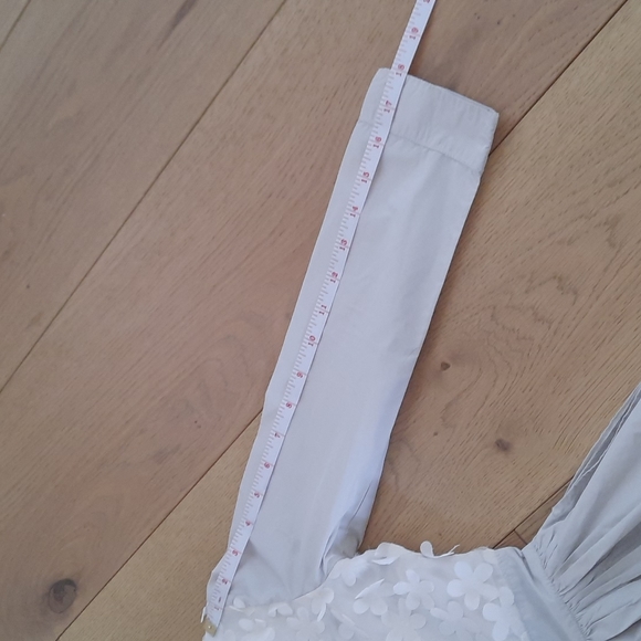 NO ADDED SUGAR Designer Flower Dress - Picture 9 of 10